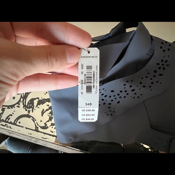 NWT Victoria Secret Angel Max 34B Sports Bra - Picture 3 of 4